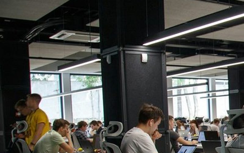 Elite plan: up to 10 users across the office